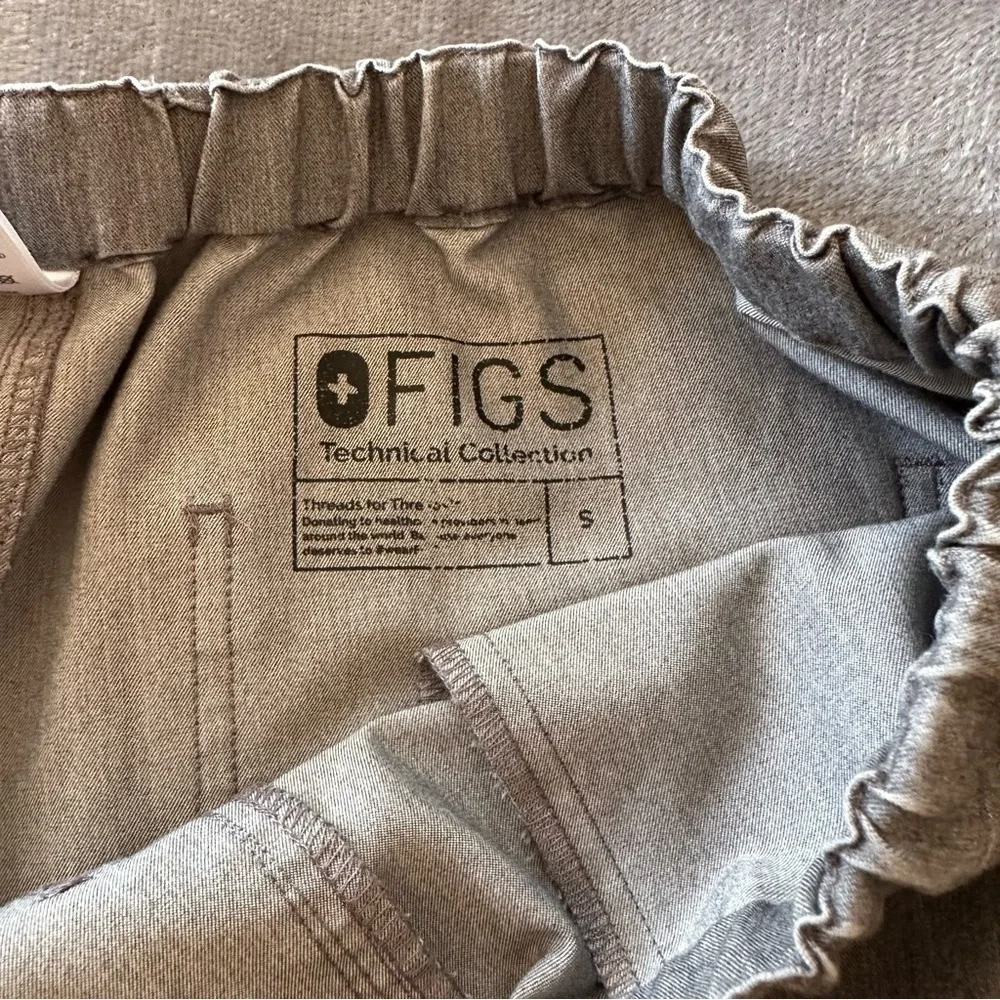 FIGS Pisco Basic Scrub Graphite Men’s Pants Size S